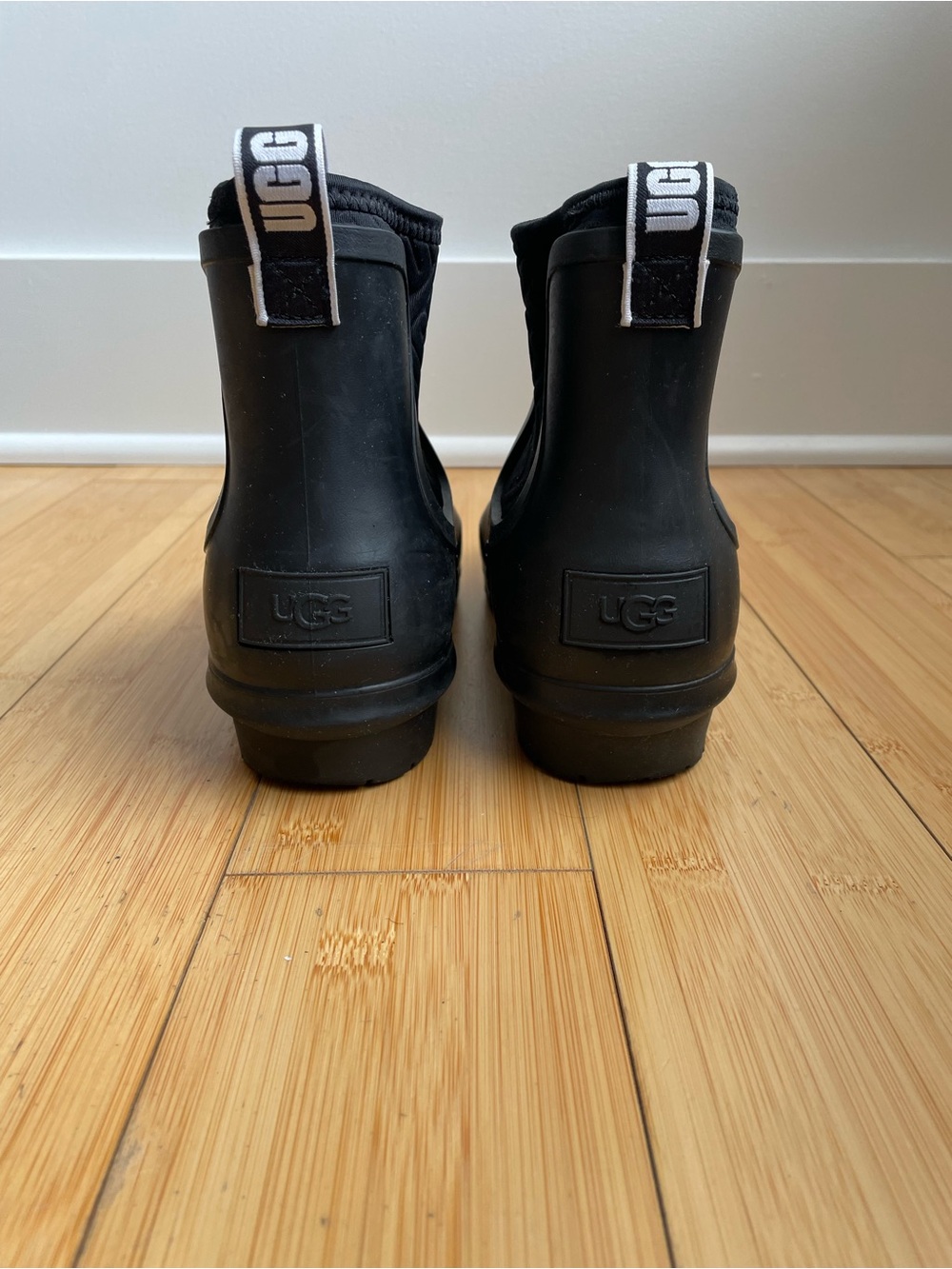 UGG Chevonne Matte Black Chelsea Rain Booties - Picture 5 of 5